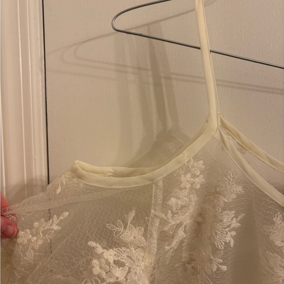 Cold Shoulder Lace Top - Picture 2 of 3